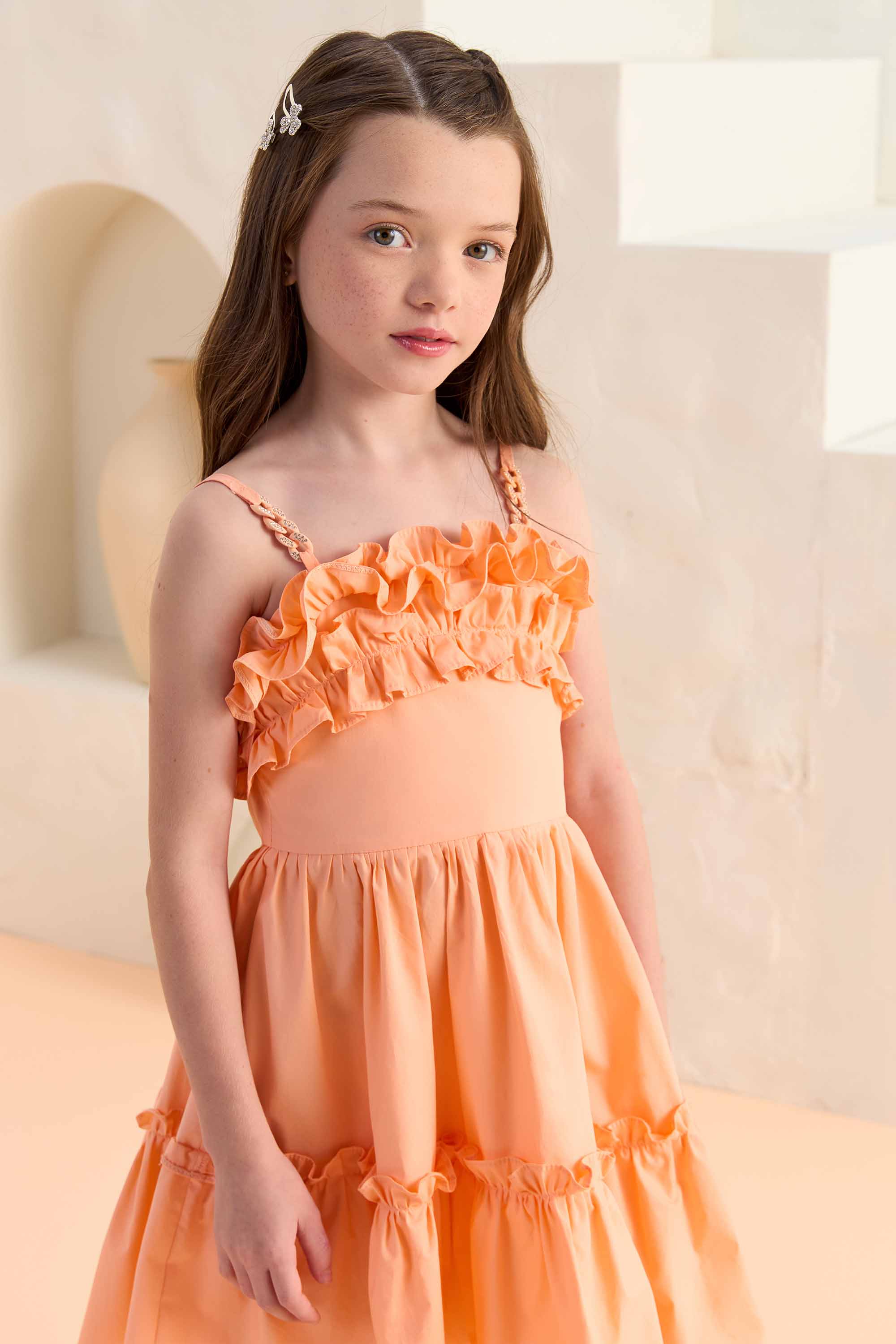 Vestido de festa Petit Cherie com alcas finas e babados