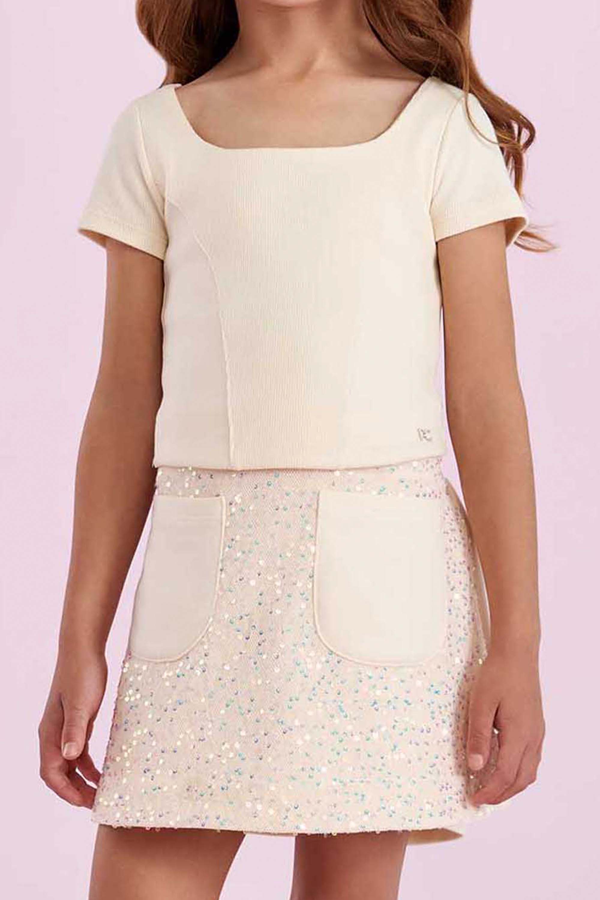 Conjunto Infantil Petit Cherie com Blusa de Recortes e Saia em Paetê